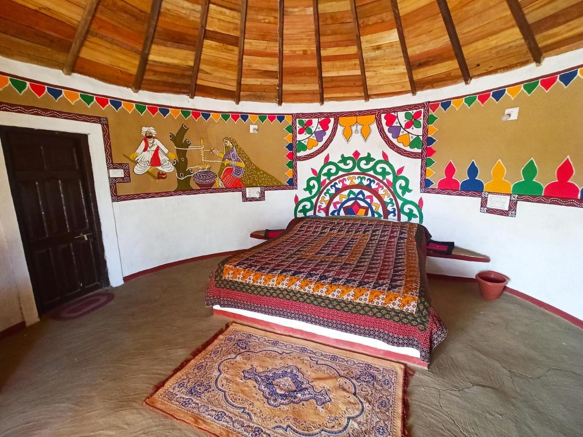 Banni Village Resort - Rann Of Kutch Bherandiala Ngoại thất bức ảnh