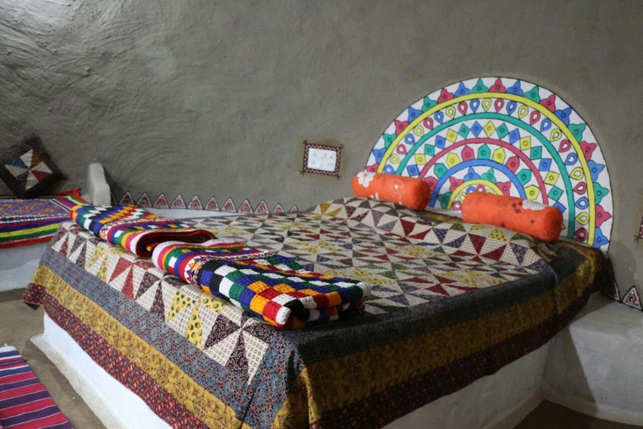 Banni Village Resort - Rann Of Kutch Bherandiala Ngoại thất bức ảnh