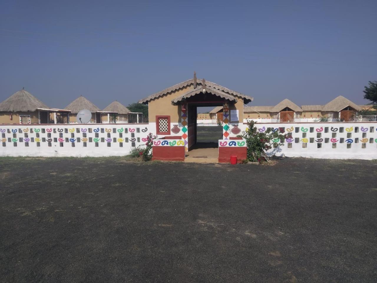 Banni Village Resort - Rann Of Kutch Bherandiala Ngoại thất bức ảnh
