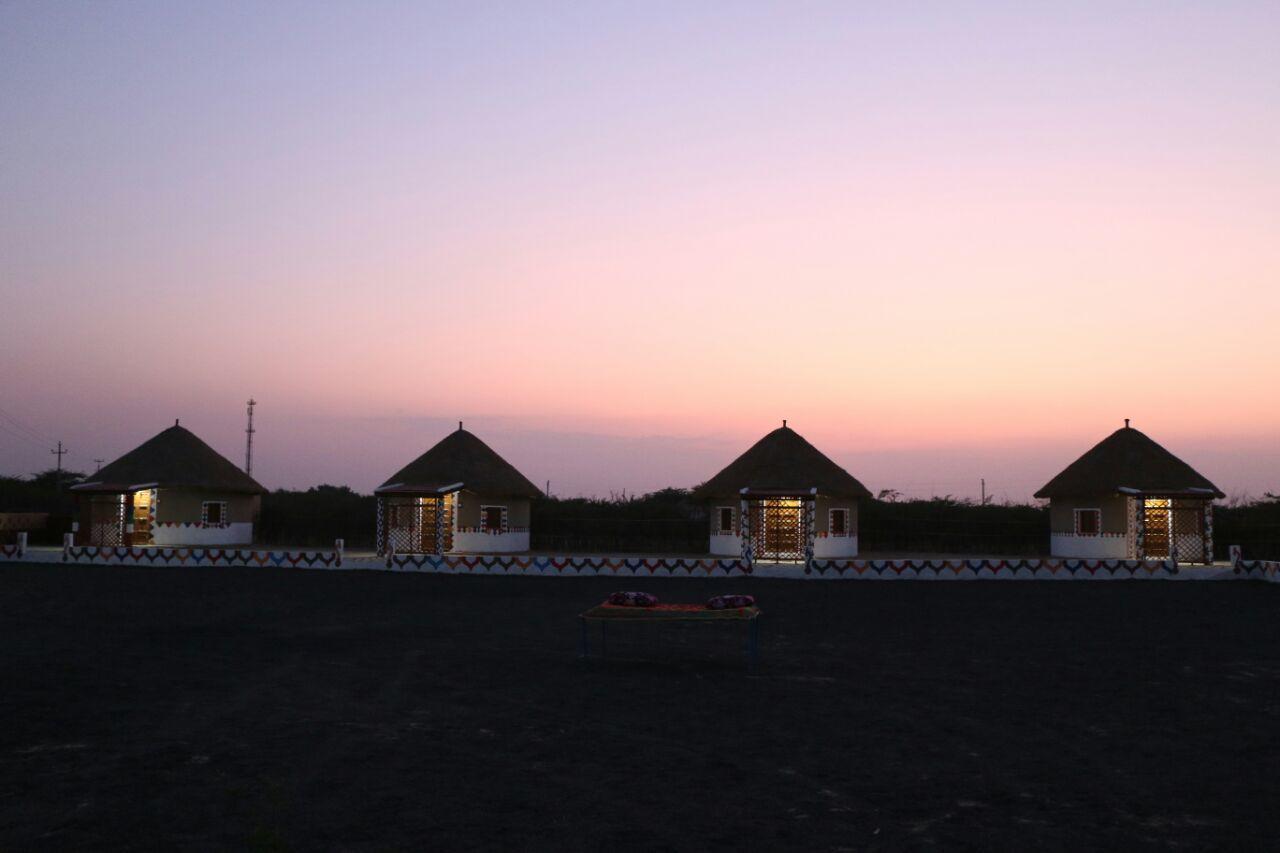 Banni Village Resort - Rann Of Kutch Bherandiala Ngoại thất bức ảnh