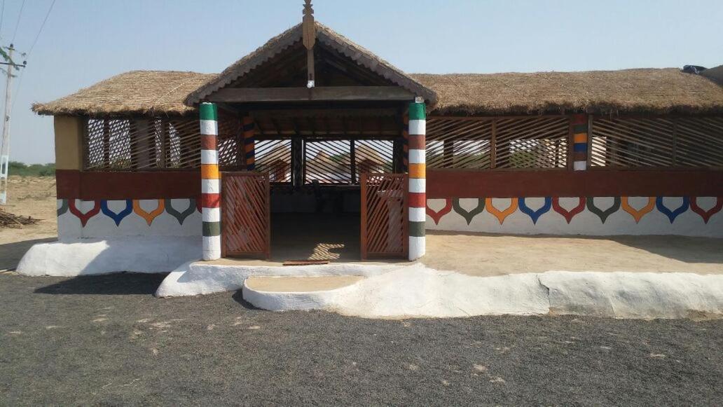 Banni Village Resort - Rann Of Kutch Bherandiala Ngoại thất bức ảnh