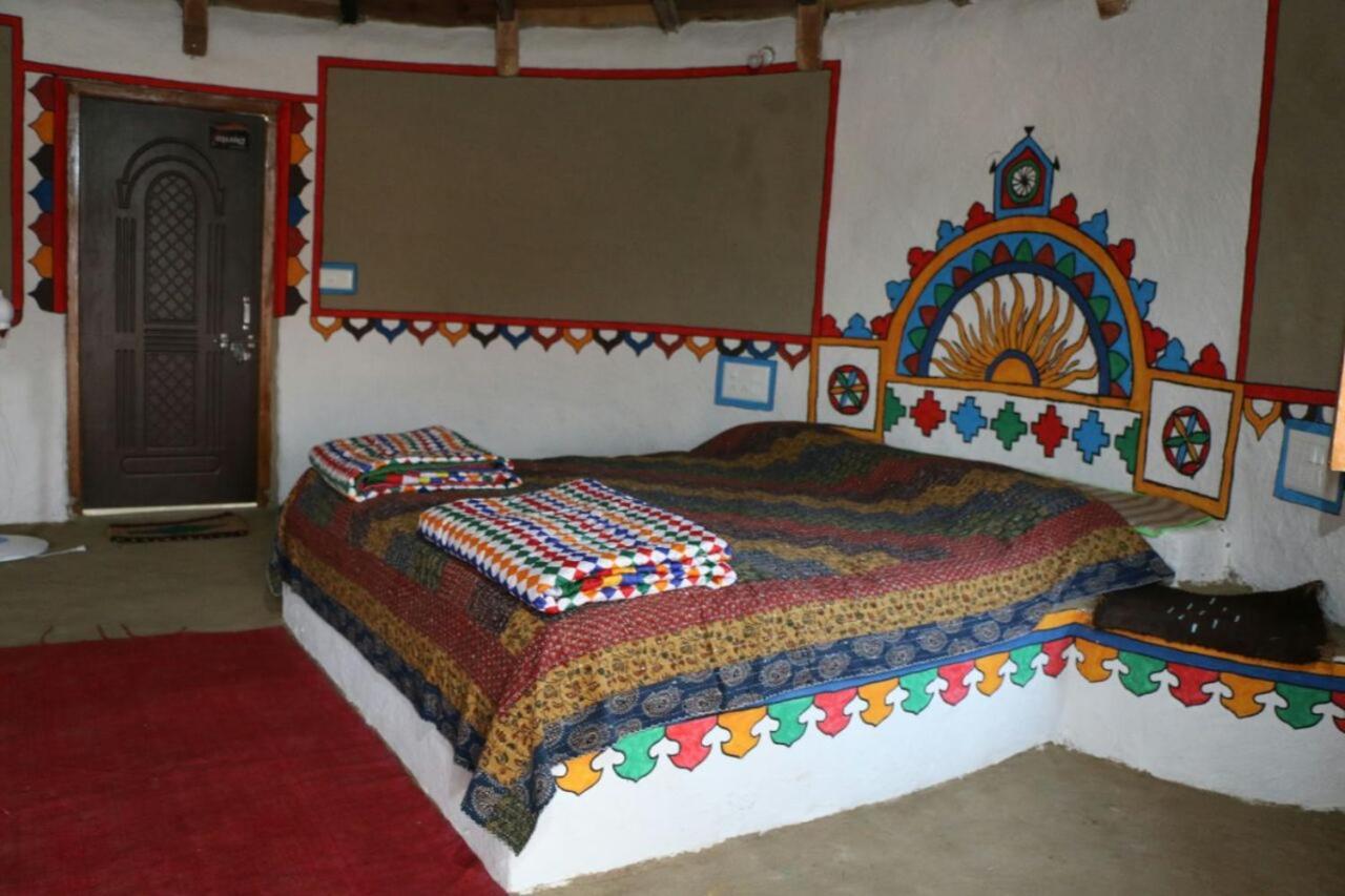 Banni Village Resort - Rann Of Kutch Bherandiala Ngoại thất bức ảnh