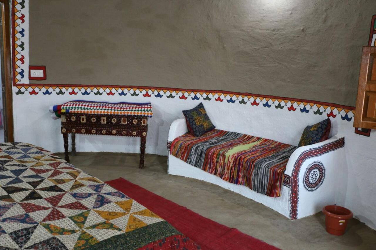 Banni Village Resort - Rann Of Kutch Bherandiala Ngoại thất bức ảnh
