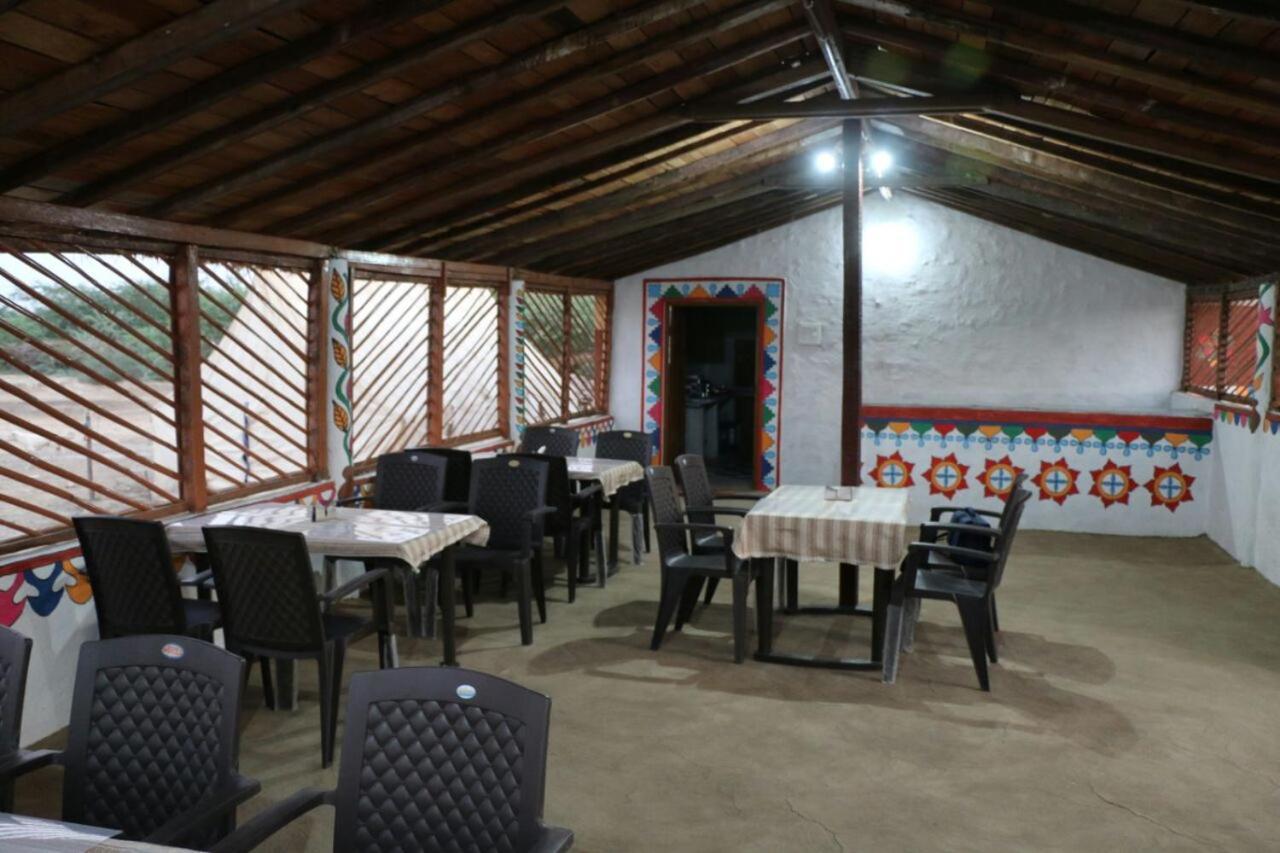 Banni Village Resort - Rann Of Kutch Bherandiala Ngoại thất bức ảnh